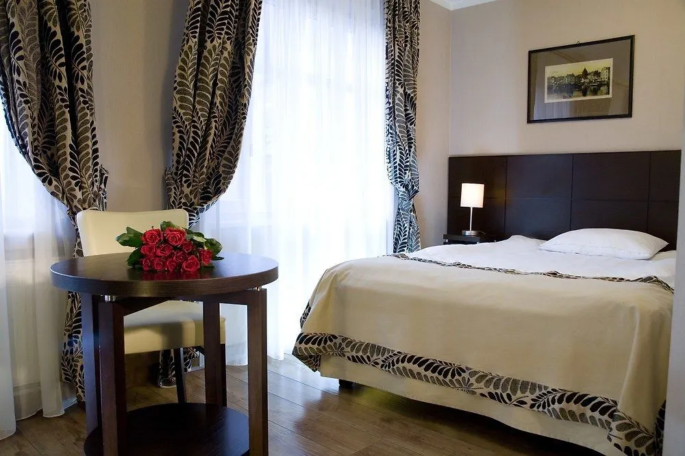 Hotel Bonum Old Town Gdansk 3*,